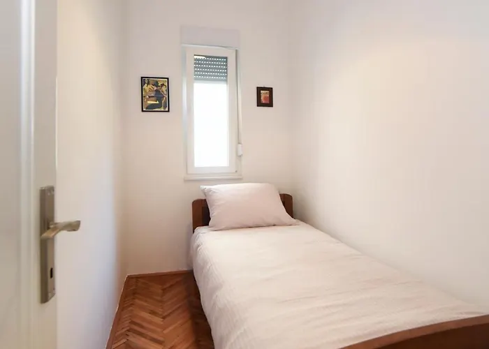 Apartment Sunny