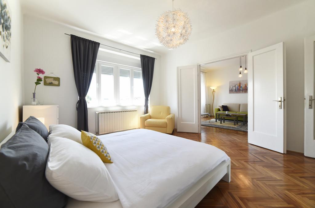 Apartment Sunny